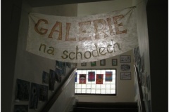 Galerie na schodech